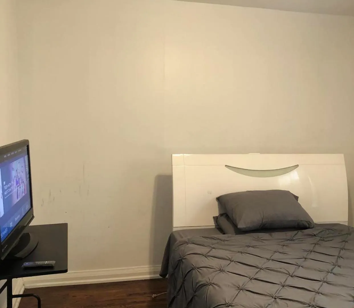 Wmb-Cozy Holiday Home Toronto Guest house