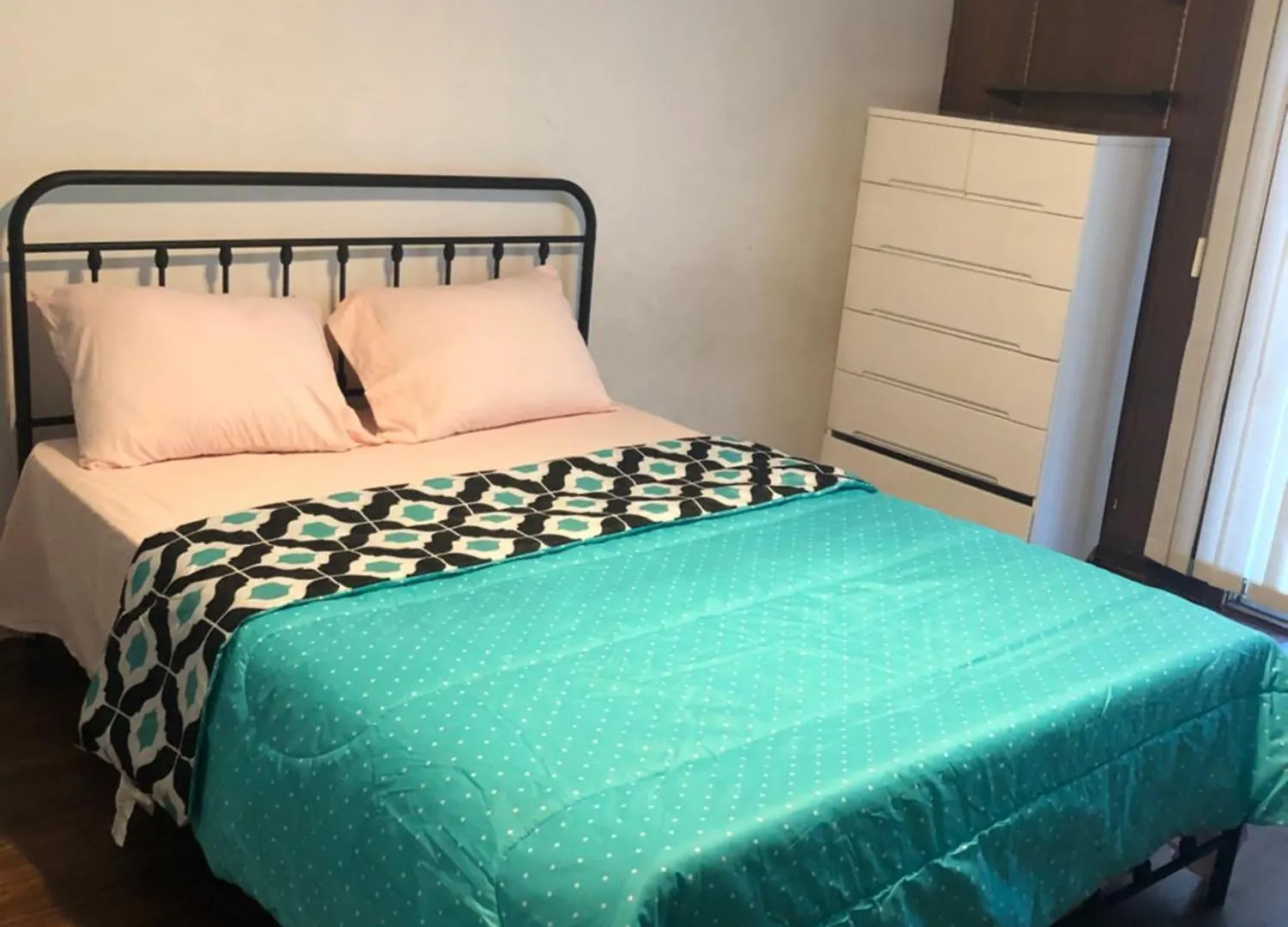 Guest house Wmb-Cozy Holiday Home Toronto Canada